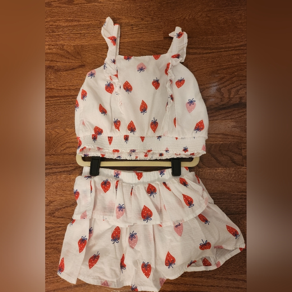Cat & Jack girls Strawberry set, 4/5